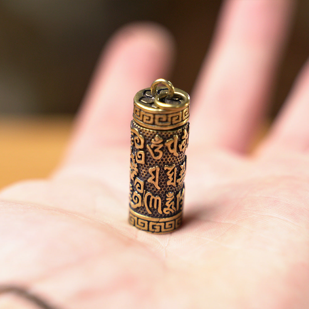 COLGANTE DE BRONCE COFRE DE DESEOS