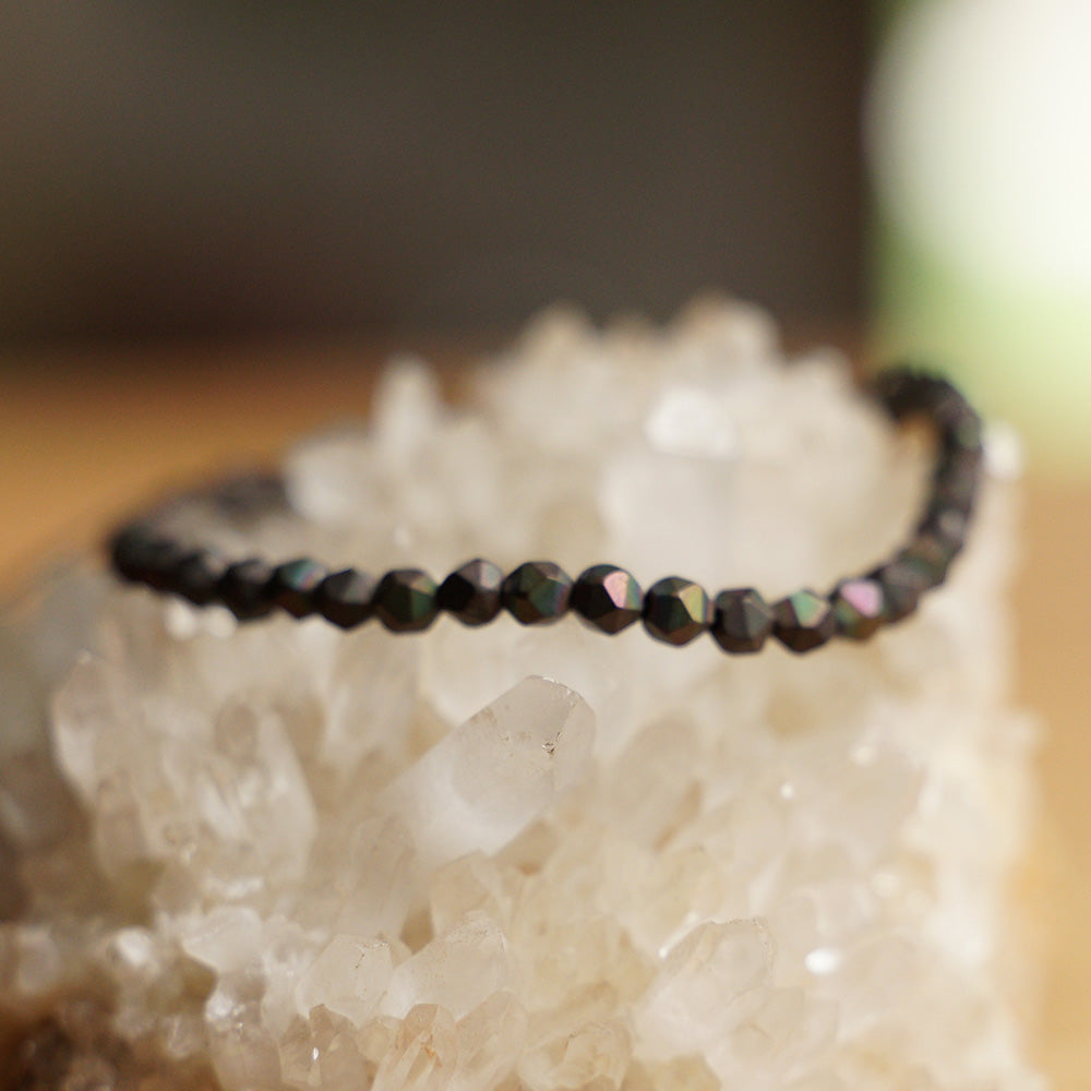 PULSERA AJUSTABLE HEMATITA CAFÉ "VACIO INFINITO" (4MM)