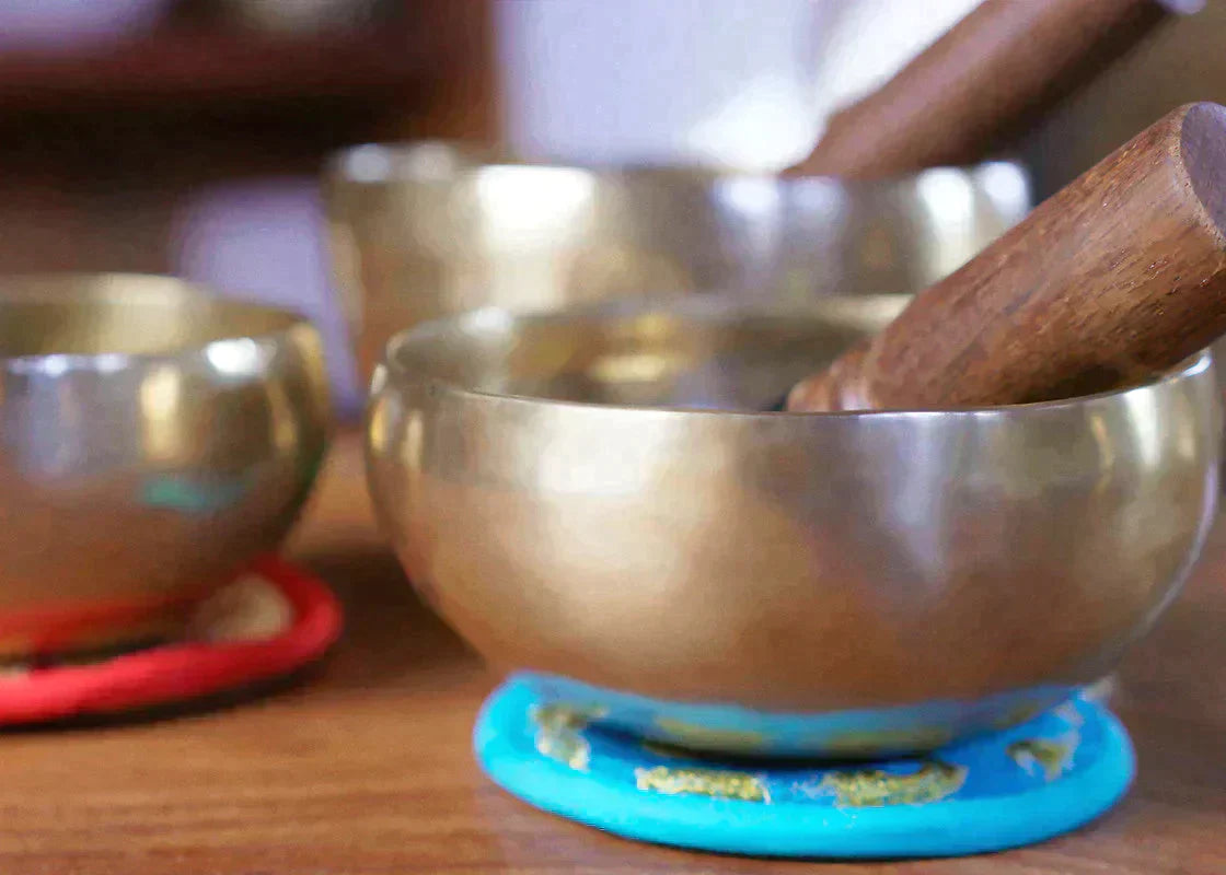 SET ARMÓNICO 3 CUENCOS TIBETANOS CLÁSICOS (SOL# - 12,5 CM, FA - 14,5 CM, SI - 17 CM)