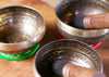 Set Armónico de 3 Cuencos Tibetanos - Grabados (11,5 cm - La#, 13,5 cm - Fa# y 14,5 cm - Mi)