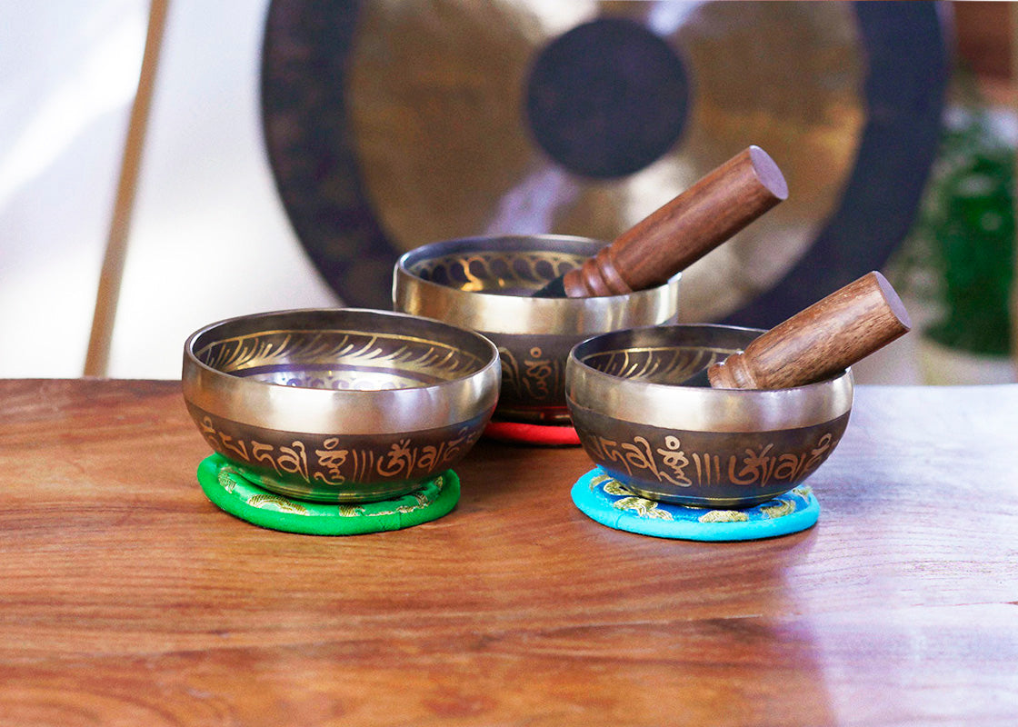 Harmonic Set of 3 Tibetan Bowls - Engraved (13 cm - B, 13.5 cm - G# and 14.5 cm - E)