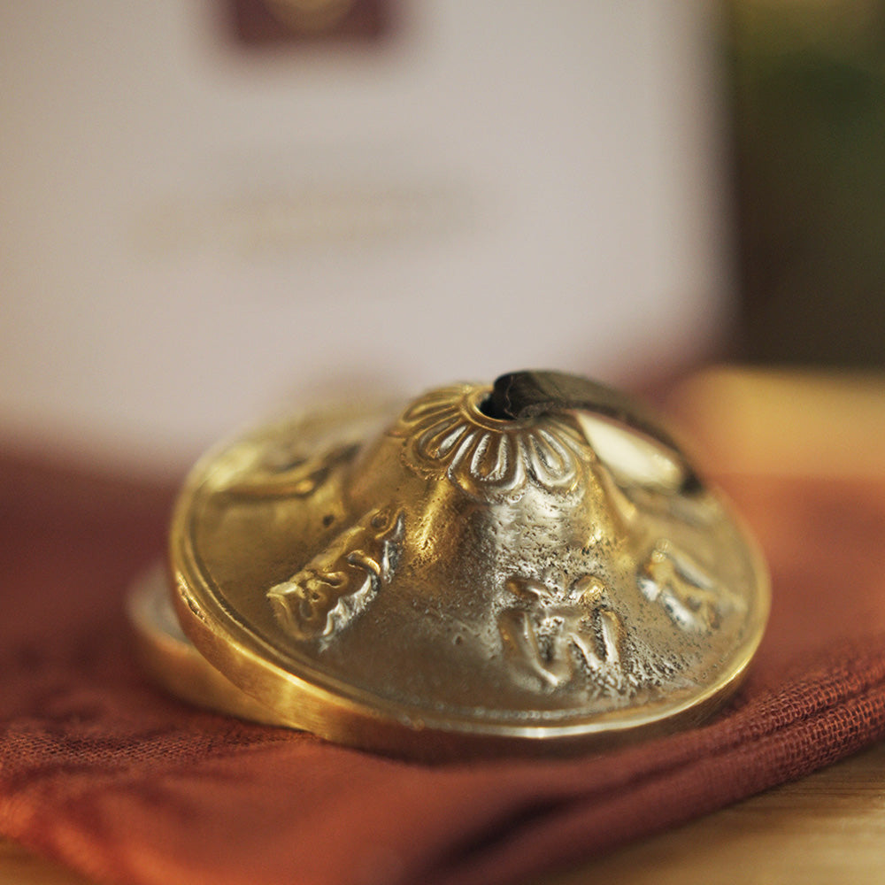 Tibetan Tingsha Mantra (M)