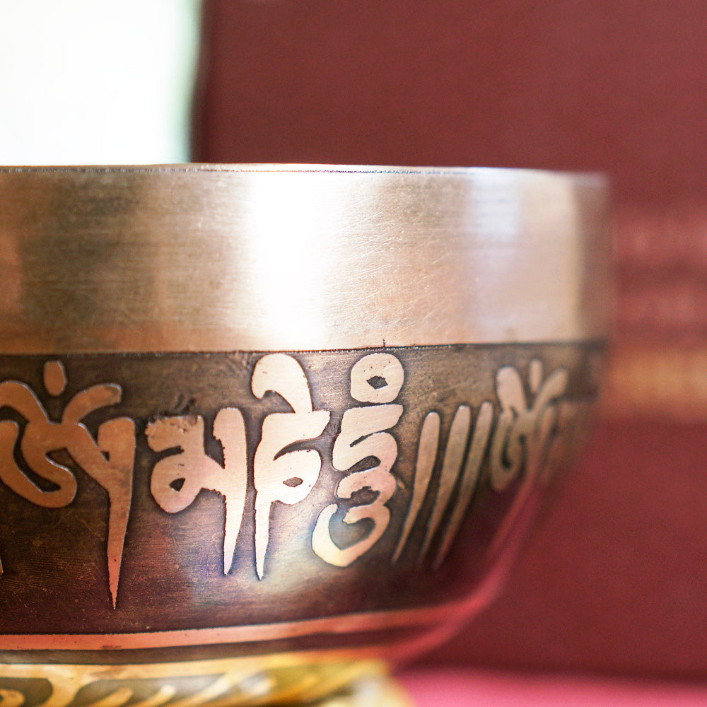 CUENCO TIBETANO GRABADO (DO# - 11 CM)