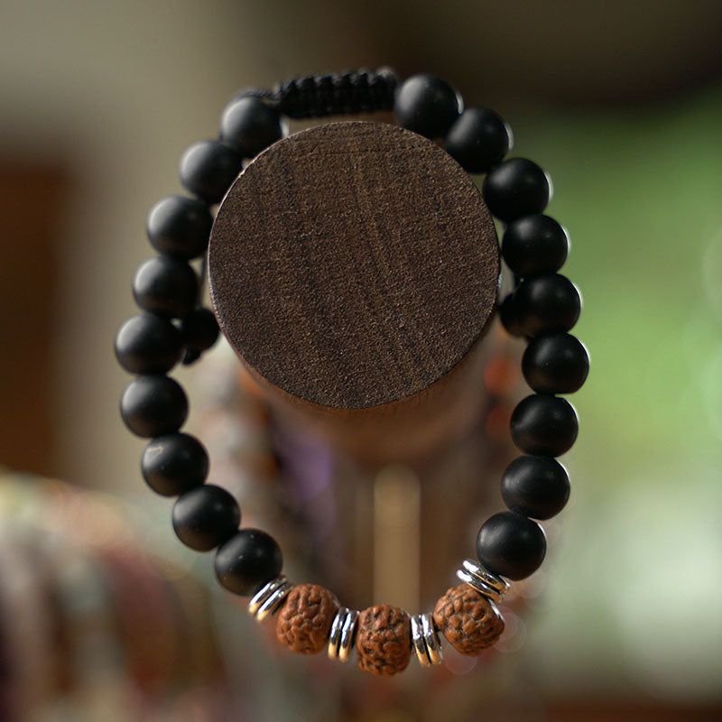 PULSERA AJUSTABLE SHALIGRAM Y RUDRAKSHA DETALLE PLATEADO (8 MM)