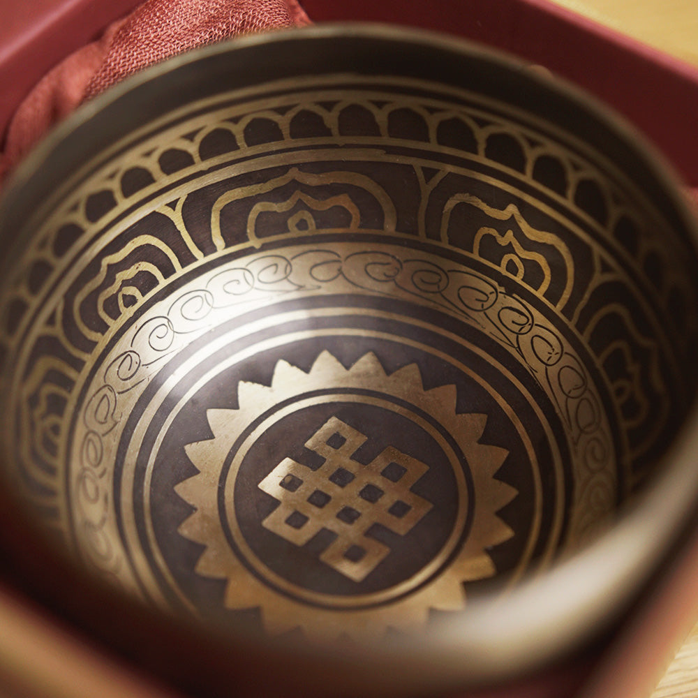 CUENCO TIBETANO GRABADO (SOL# - 12 CM)