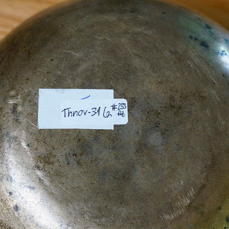 CUENCO TIBETANO ANTIGUO THADOBATI (LA# - 17 CM)