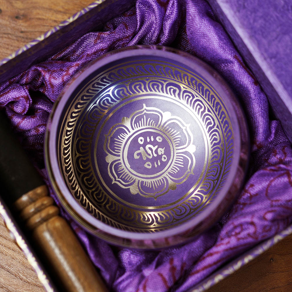 OMM BOX "SAHASRARA" + CUENCO MANTRA (11 - 12 CM)